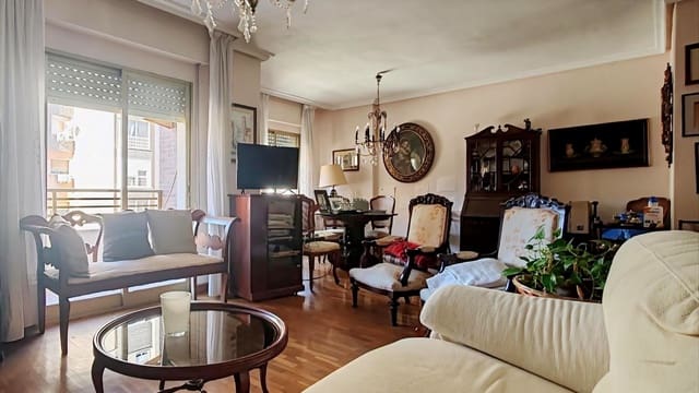 Apartamento de 4 habitaciones en Cartagena en venta con garaje - 410.000 € (Ref: 9641387)