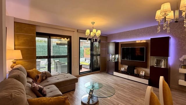 3 soverom Villa til salgs i Molina de Segura med svømmebasseng garasje - € 349 000 (Ref: 9642834)