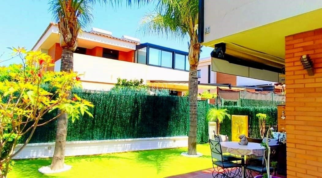 3 soverom Villa til salgs i Molina de Segura med svømmebasseng garasje - € 349 000 (Ref: 9642834)