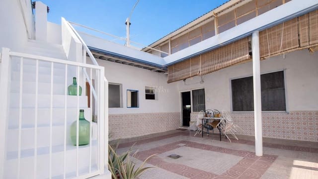 4 chambre Villa/Maison Semi-Mitoyenne à vendre à Alicante ville avec garage - 231 000 € (Ref: 9643548)