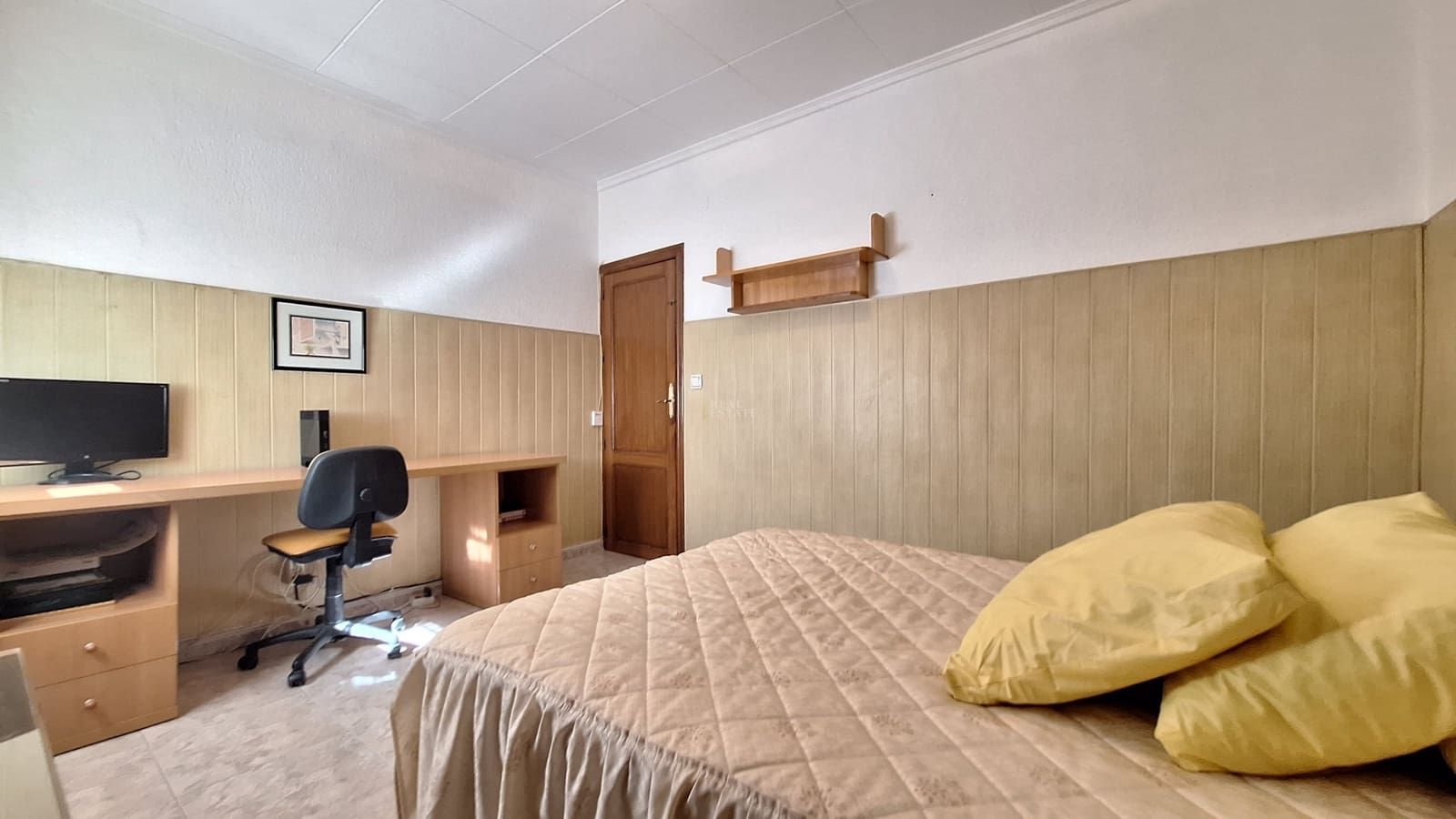 4 chambre Villa/Maison Semi-Mitoyenne à vendre à Alicante ville avec garage - 231 000 € (Ref: 9643548)