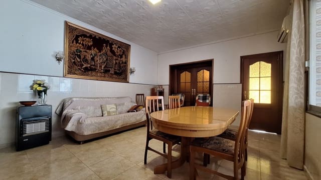 4 chambre Villa/Maison Semi-Mitoyenne à vendre à Alicante ville avec garage - 231 000 € (Ref: 9643548)