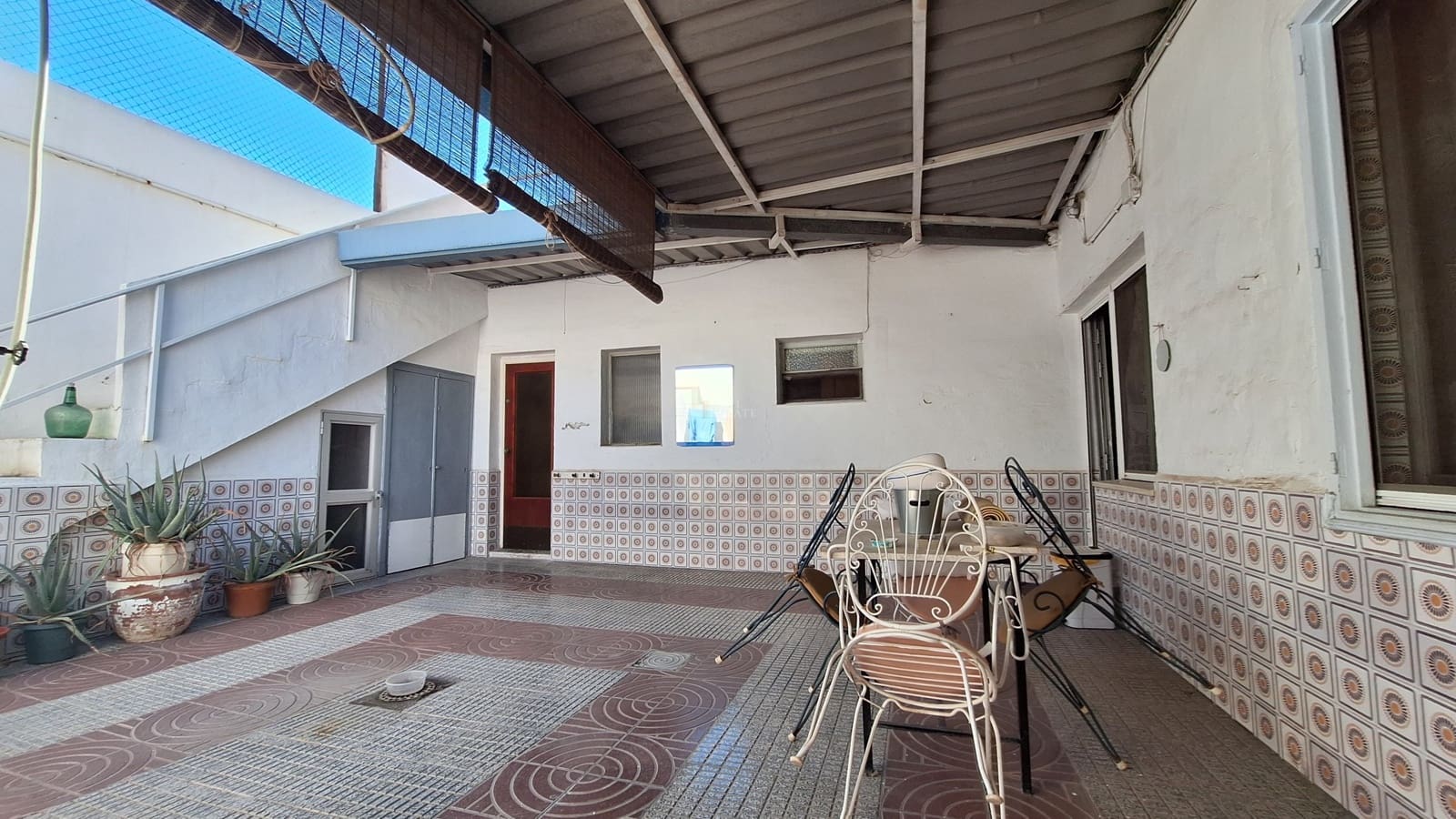 4 chambre Villa/Maison Semi-Mitoyenne à vendre à Alicante ville avec garage - 231 000 € (Ref: 9643548)