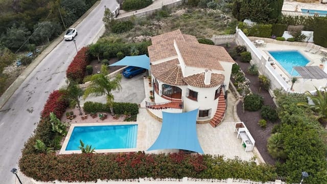 3 makuuhuone Huvila myytävänä paikassa Alcalalí / Alcanalí mukana uima-altaan - 585 000 € (Ref: 9643550)