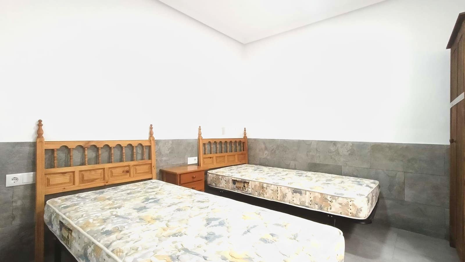 2 bedroom Apartment for sale in Elche / Elx - € 132,000 (Ref: 9654242)