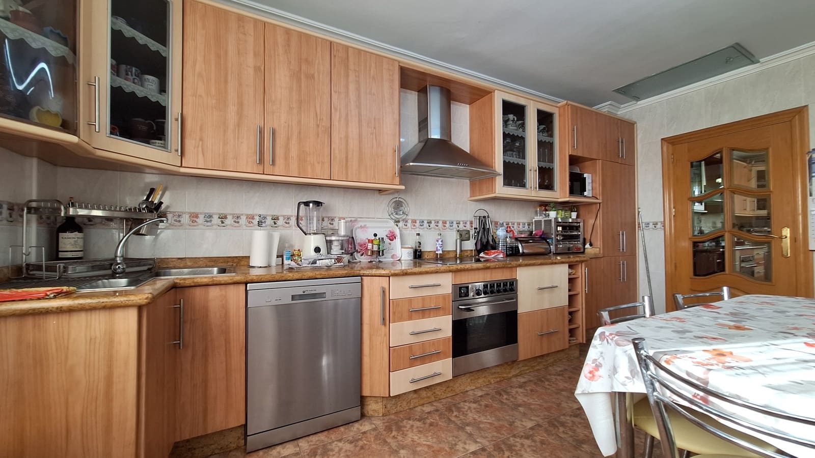 4 makuuhuone Huvila myytävänä paikassa Murcia kaupunki mukana 
autotalli - 365 000 € (Ref: 9654393)