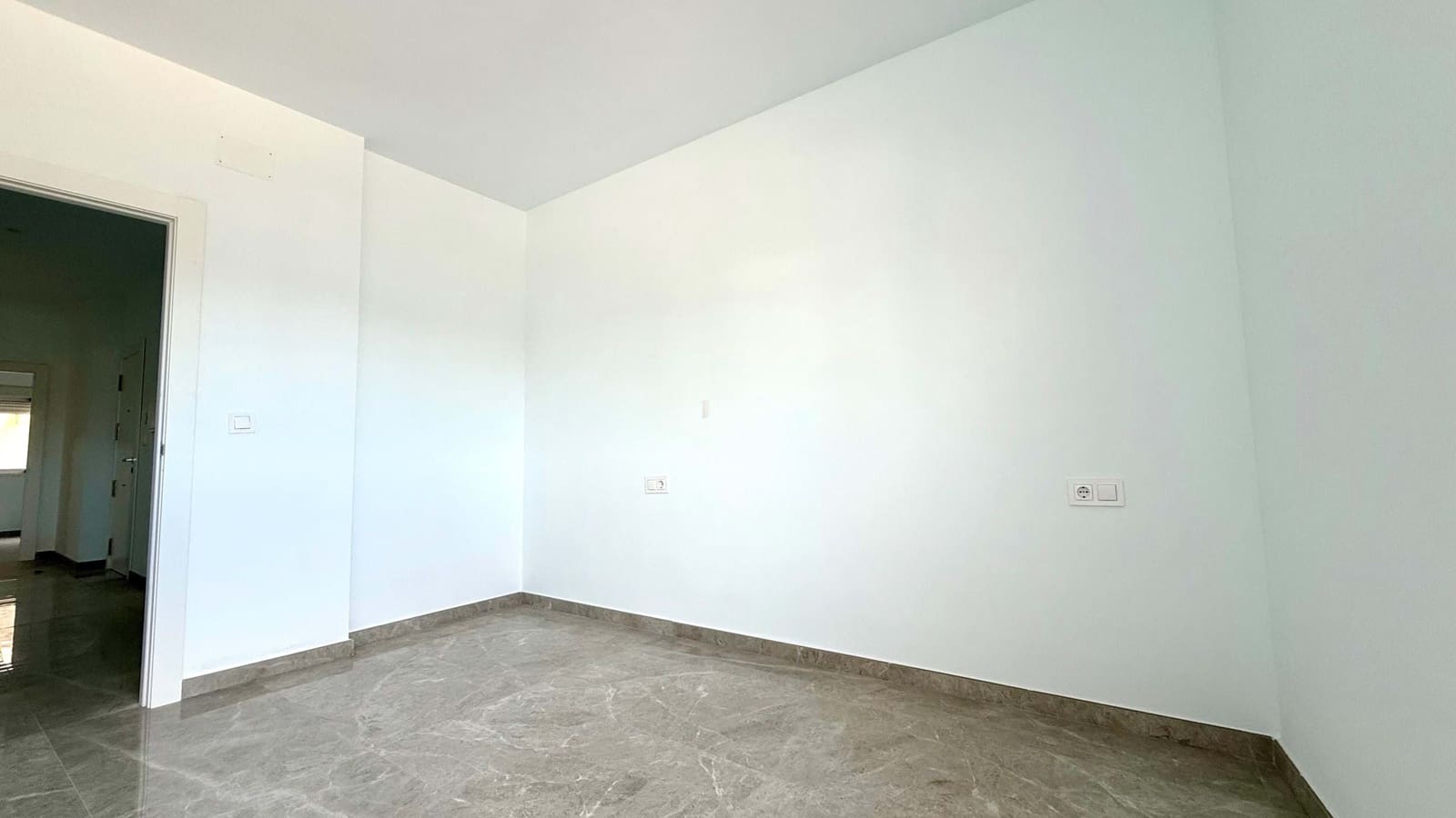 3 makuuhuone Omakotitalo myytävänä paikassa Molina de Segura - 240 000 € (Ref: 9664356)