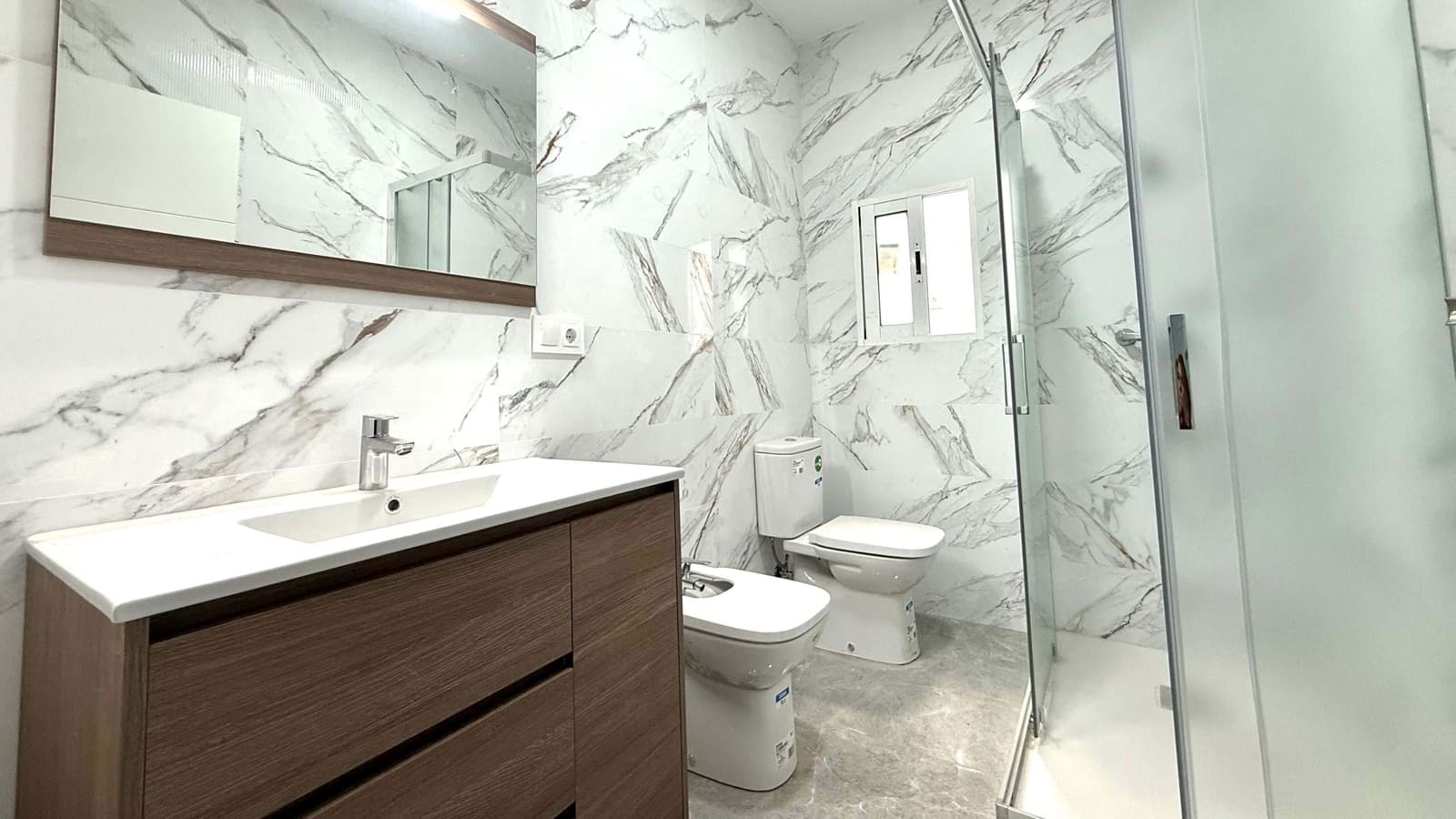 3 makuuhuone Omakotitalo myytävänä paikassa Molina de Segura - 240 000 € (Ref: 9664356)