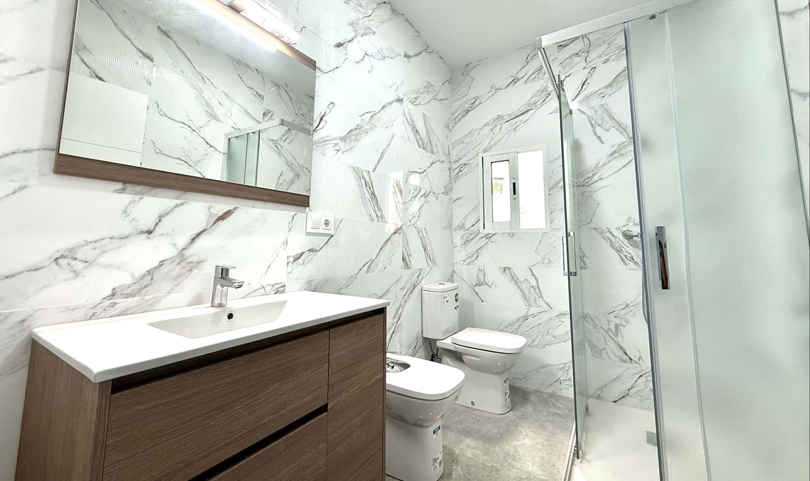 3 makuuhuone Omakotitalo myytävänä paikassa Molina de Segura - 240 000 € (Ref: 9664356)