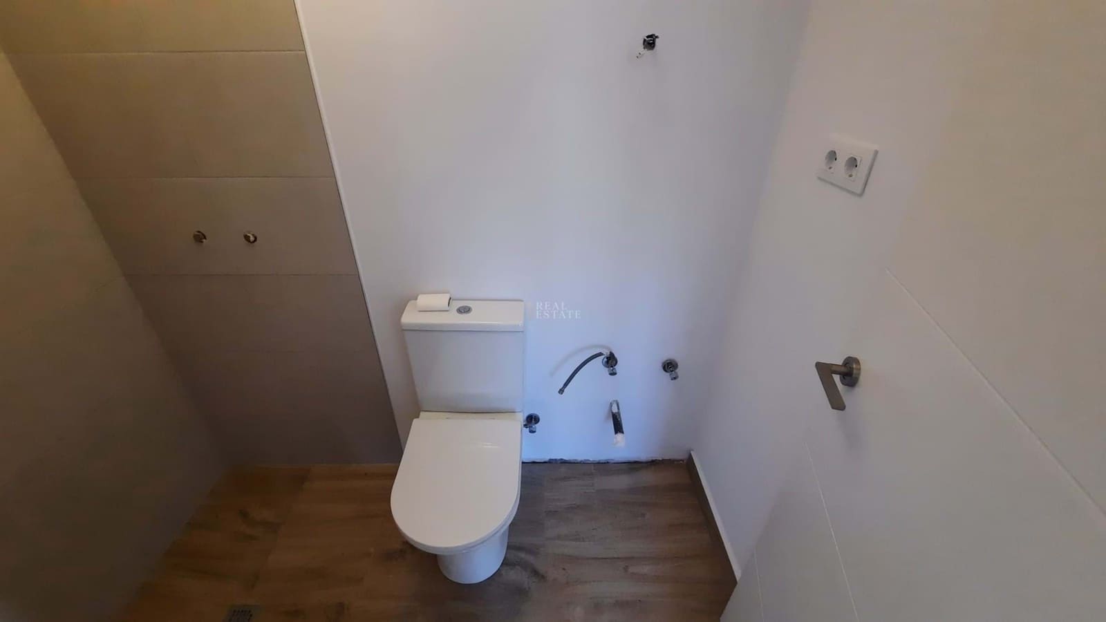 1 soverom Villa til salgs i Els Poblets med svømmebasseng garasje - € 150 000 (Ref: 9665336)