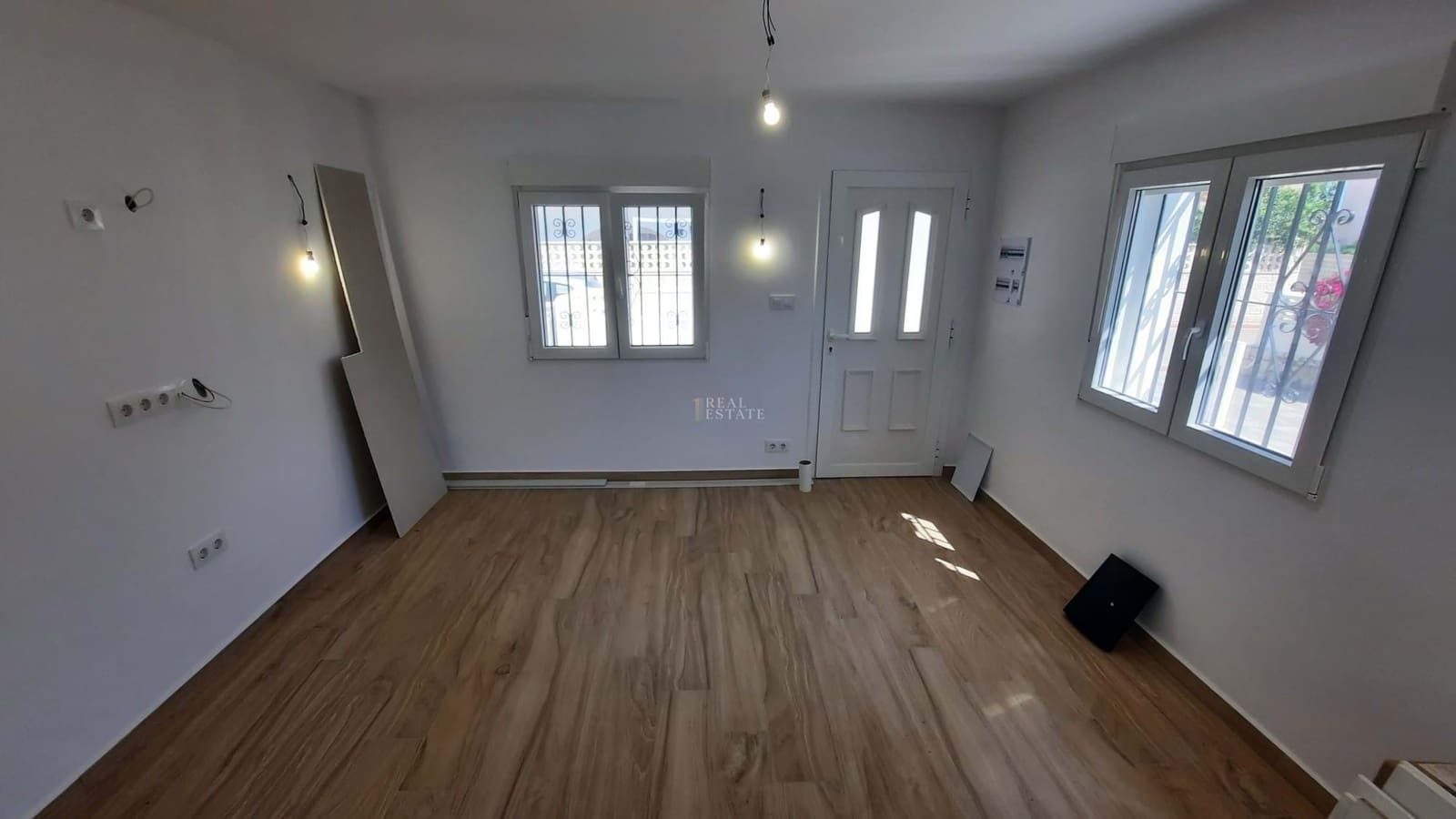 1 soverom Villa til salgs i Els Poblets med svømmebasseng garasje - € 150 000 (Ref: 9665336)