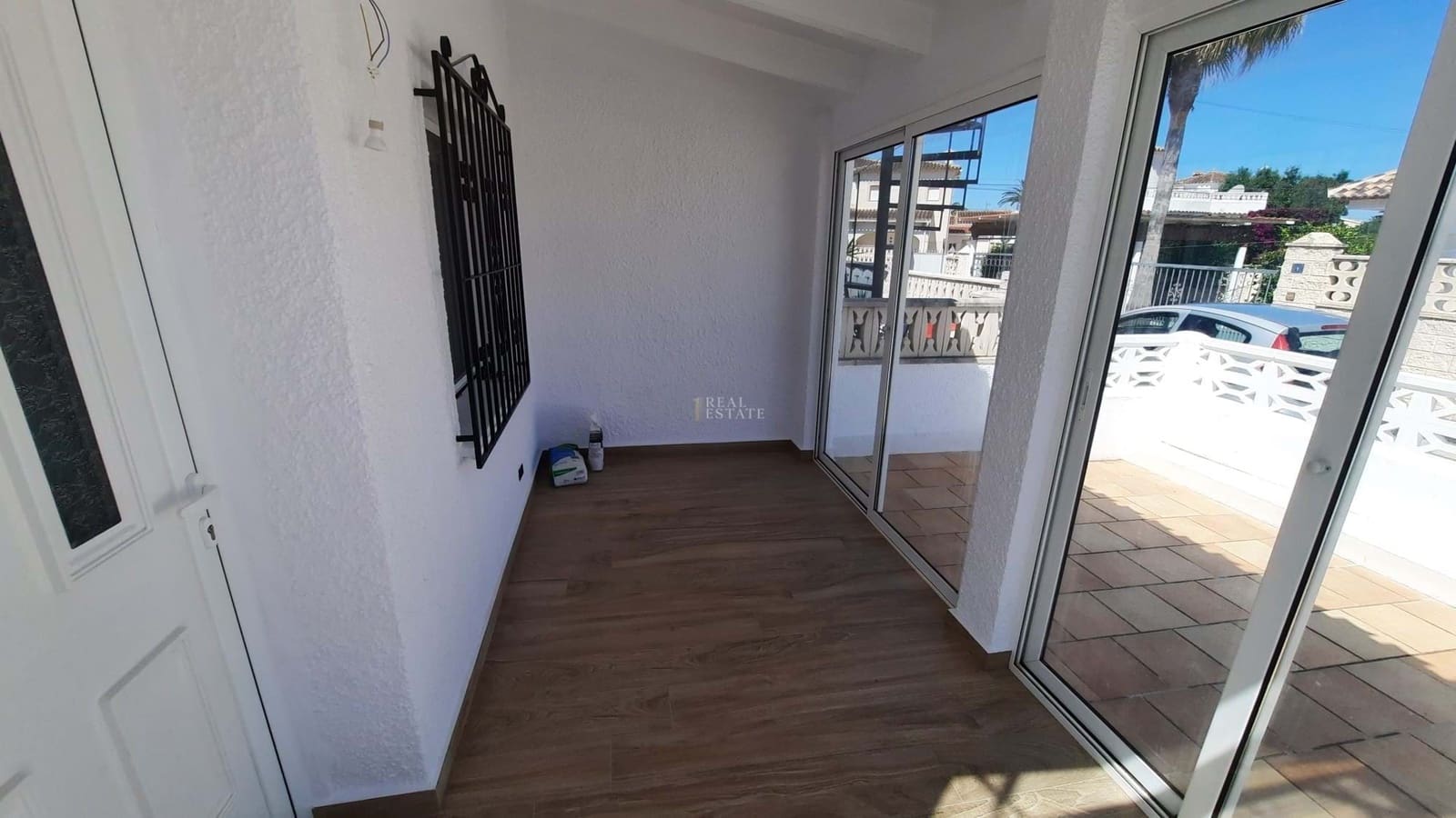 1 soverom Villa til salgs i Els Poblets med svømmebasseng garasje - € 150 000 (Ref: 9665336)