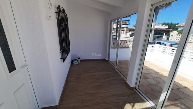 1 soverom Villa til salgs i Els Poblets med svømmebasseng garasje - € 150 000 (Ref: 9665336)