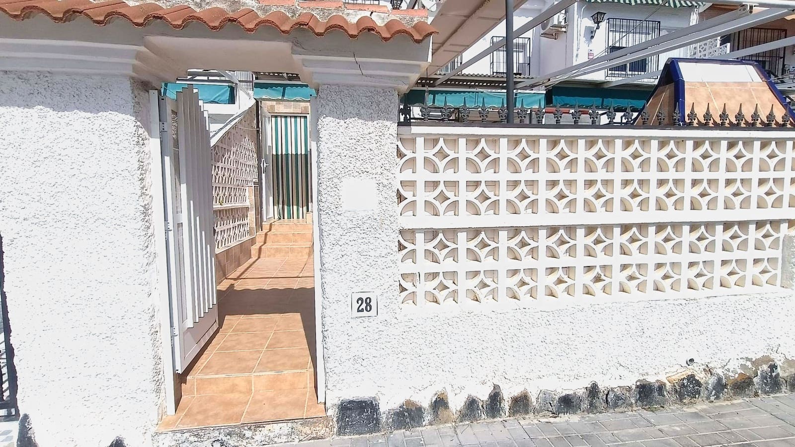 2 slaapkamer Bungalow te koop in Santa Pola - € 170.000 (Ref: 9671149)