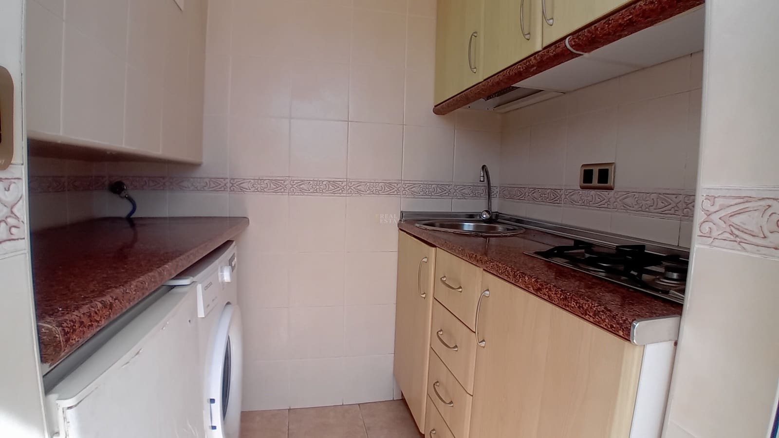 Bungalow de 2 habitaciones en Santa Pola en venta - 165.000 € (Ref: 9671149)