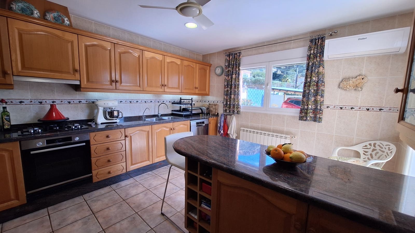 Chalet de 6 habitaciones en Barx en venta con piscina garaje - 580.000 € (Ref: 9676523)