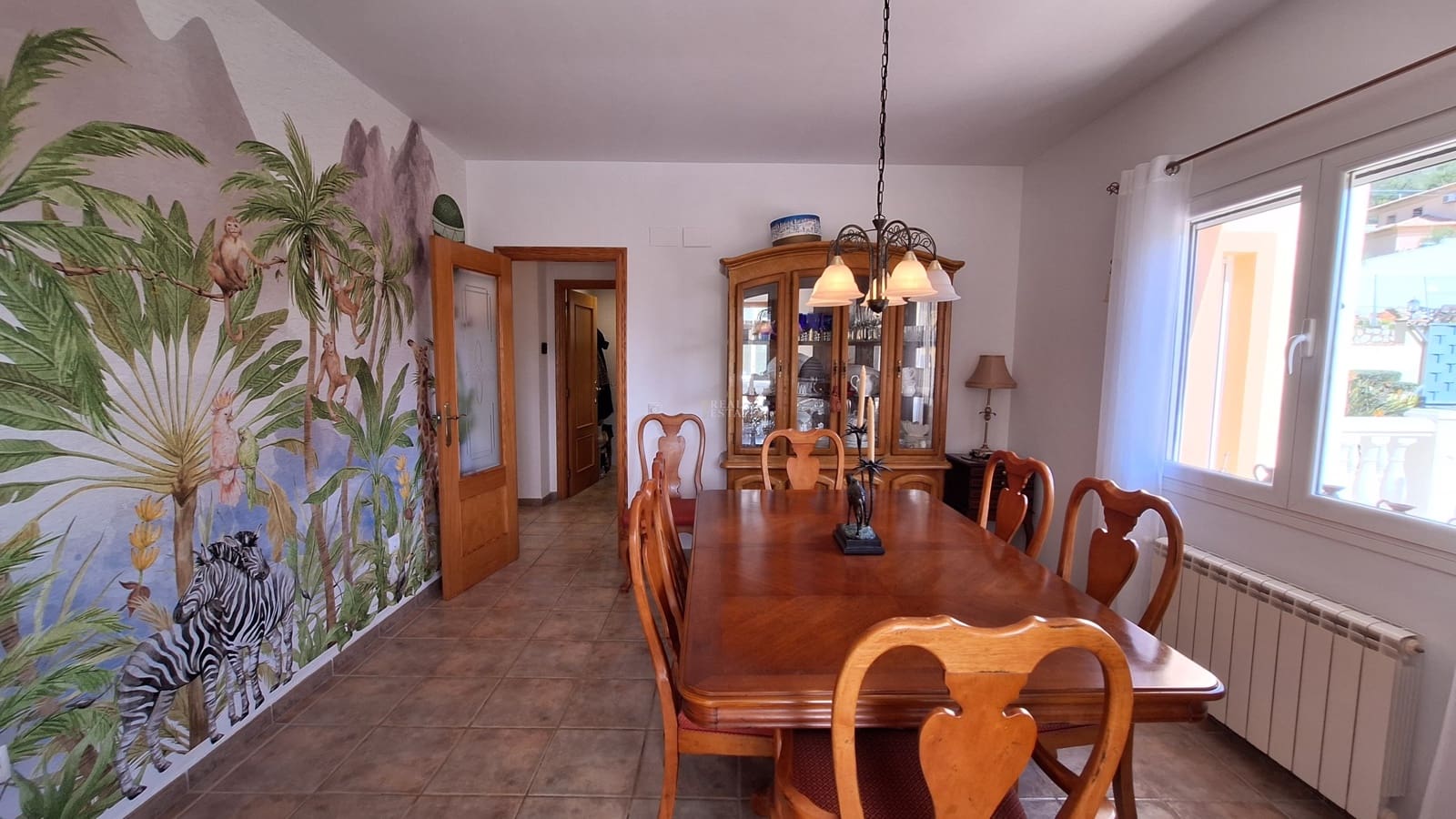 Chalet de 6 habitaciones en Barx en venta con piscina garaje - 580.000 € (Ref: 9676523)