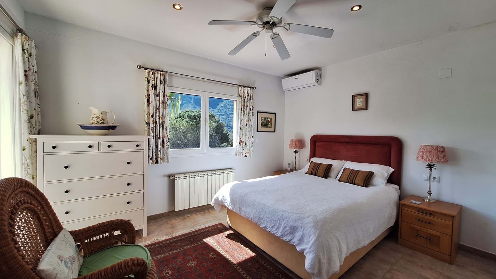 Chalet de 6 habitaciones en Barx en venta con piscina garaje - 580.000 € (Ref: 9676523)