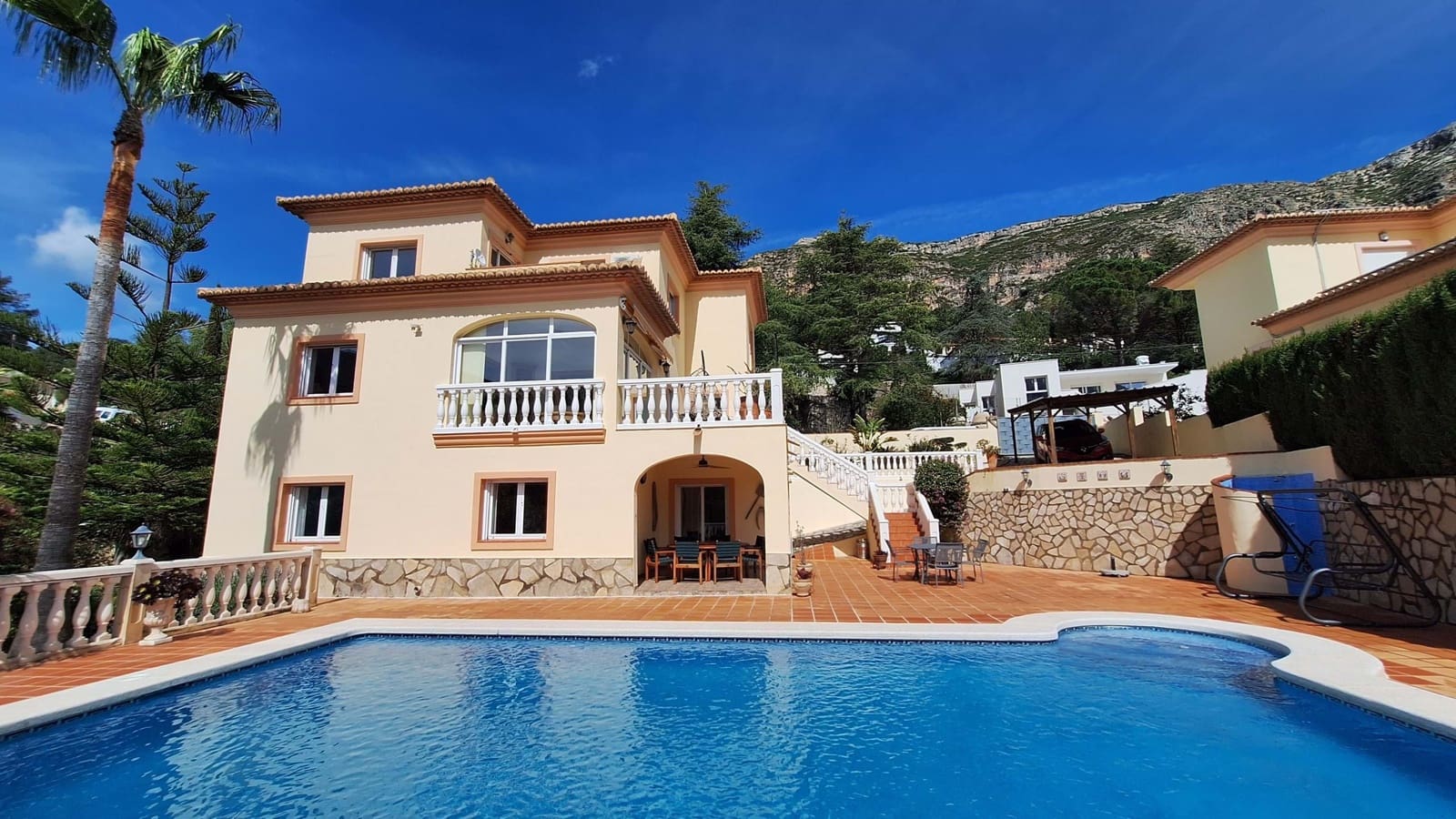 Chalet de 6 habitaciones en Barx en venta con piscina garaje - 580.000 € (Ref: 9676523)