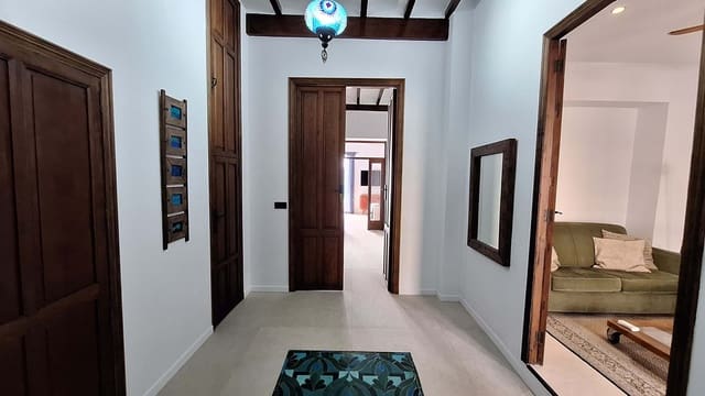 3 makuuhuone Omakotitalo myytävänä paikassa Pego - 325 000 € (Ref: 9676524)