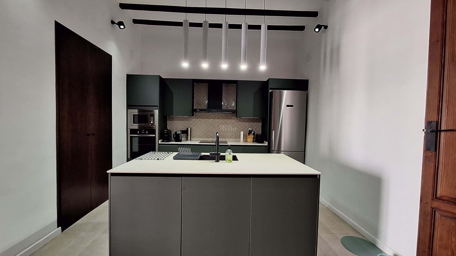 3 makuuhuone Omakotitalo myytävänä paikassa Pego - 325 000 € (Ref: 9676524)