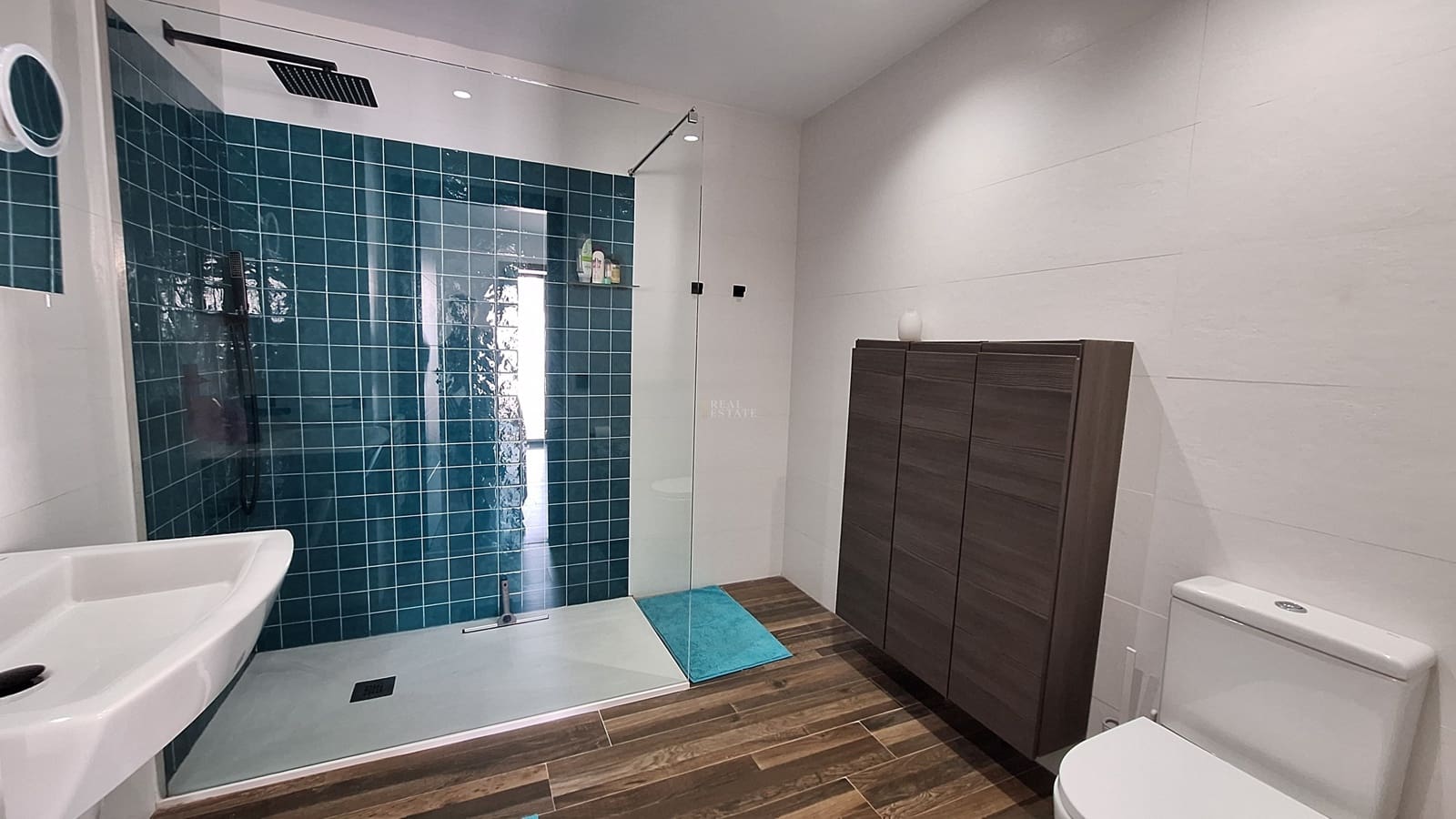 3 makuuhuone Omakotitalo myytävänä paikassa Pego - 325 000 € (Ref: 9676524)