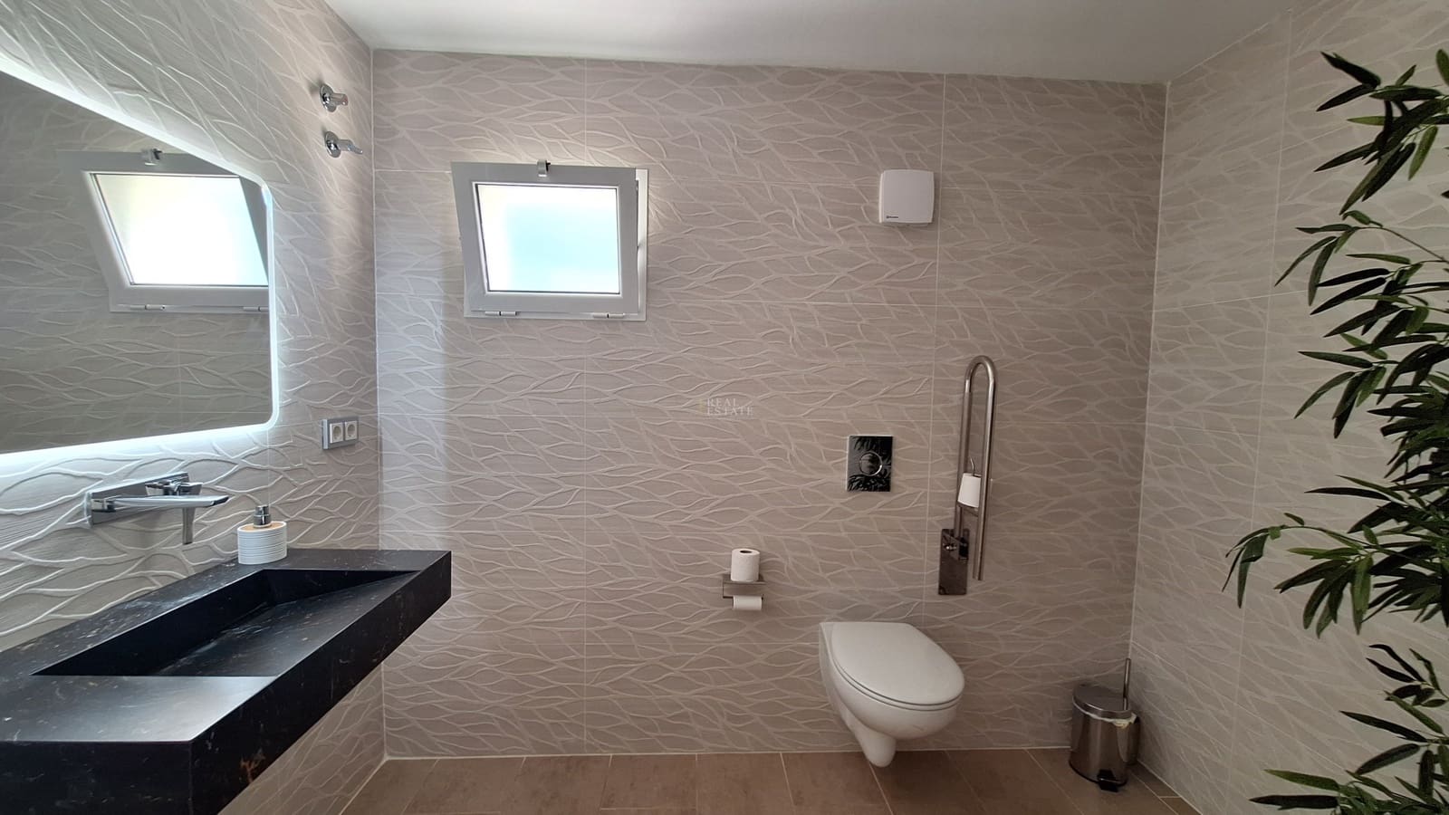 8 camera da letto Villa in vendita in Denia con piscina garage - 1.180.000 € (Rif: 9679234)