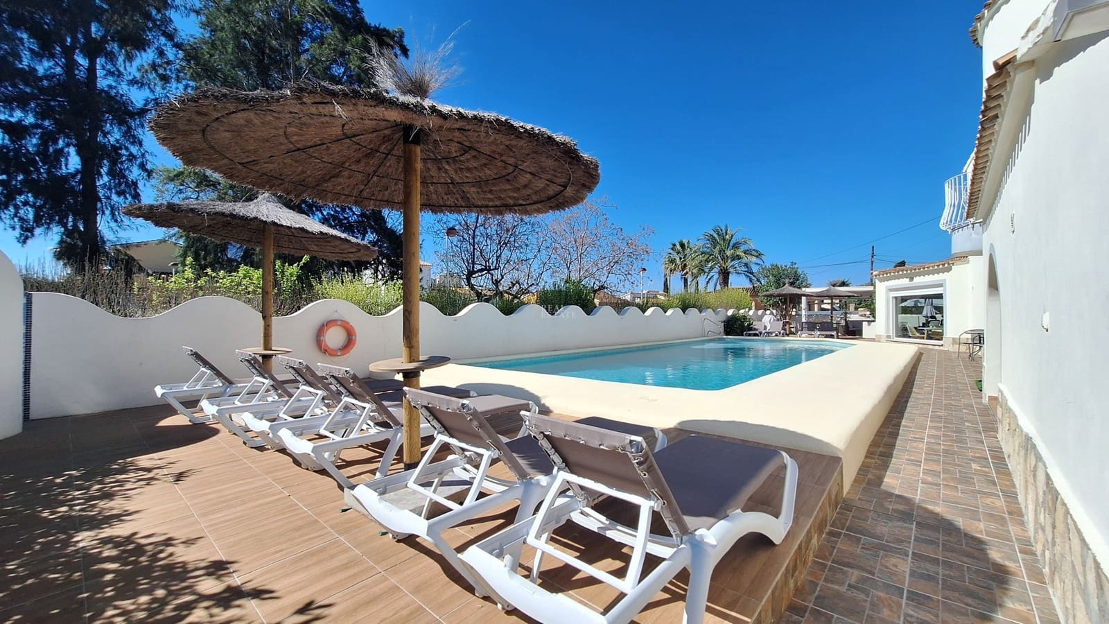8 camera da letto Villa in vendita in Denia con piscina garage - 1.180.000 € (Rif: 9679234)