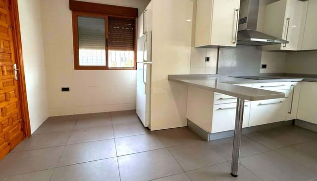 5 sovrum Villa till salu i La Alcayna, Molina de Segura med garage - 399 900 € (Ref: 9680617)