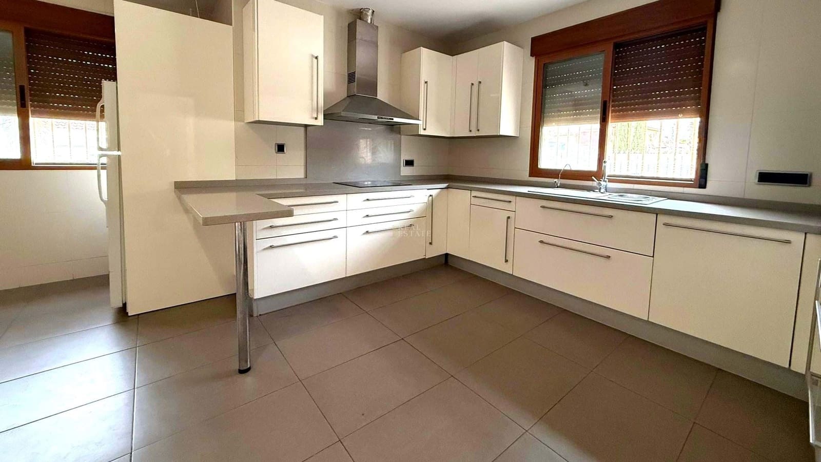 5 sovrum Villa till salu i La Alcayna med garage - 399 900 € (Ref: 9680617)