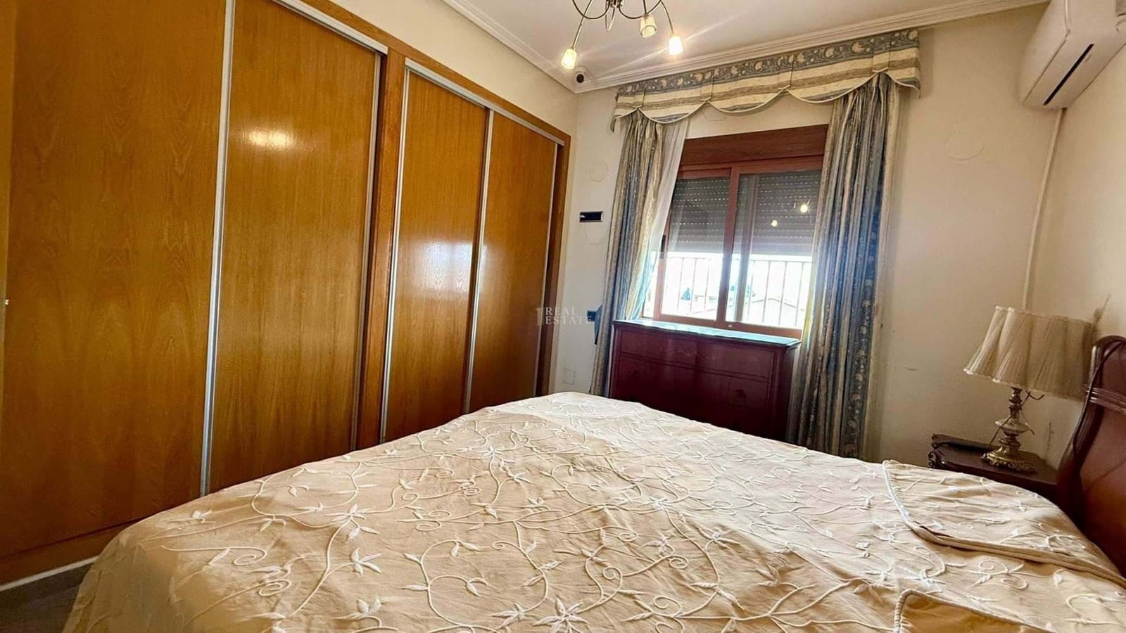 5 sovrum Villa till salu i La Alcayna med garage - 399 900 € (Ref: 9680617)