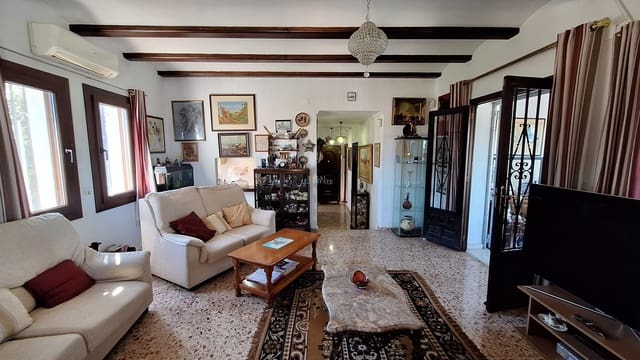 3 sypialnia Willa na sprzedaż w Dénia z basenem garażem - 430 000 € (Ref: 9685271)