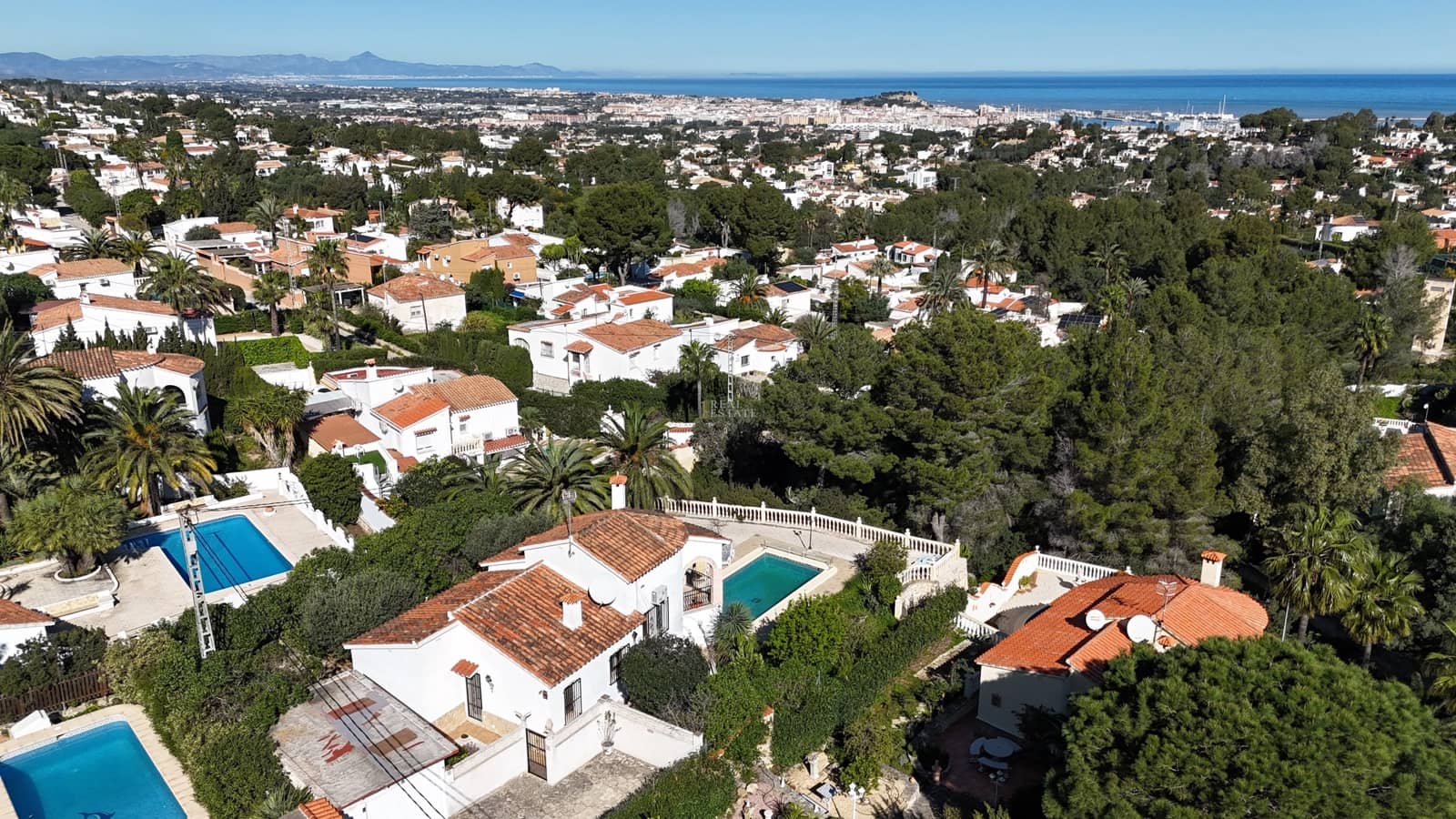 3 sypialnia Willa na sprzedaż w Denia z basenem garażem - 430 000 € (Ref: 9685271)