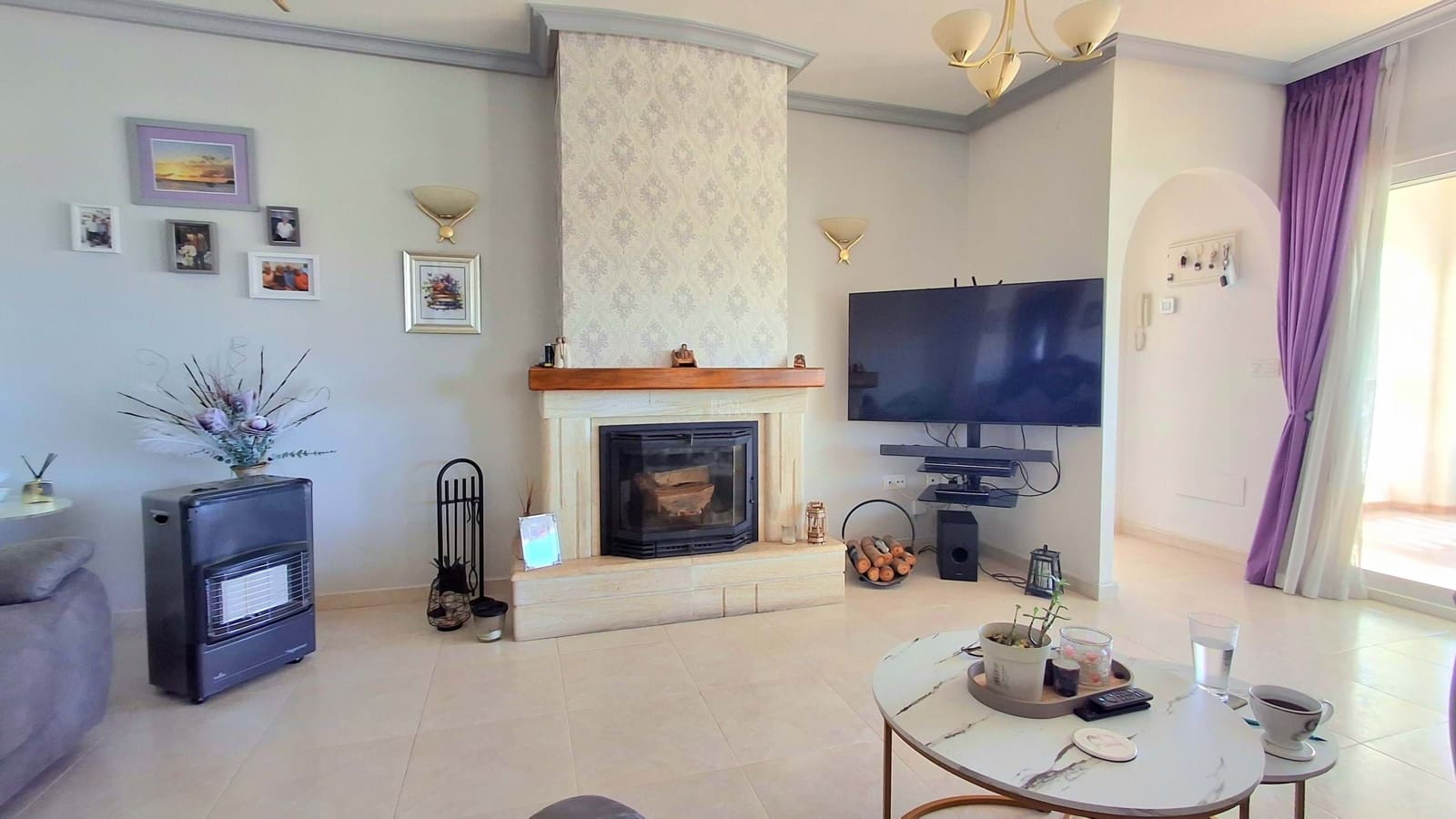 4 bedroom Villa for sale in Busot with pool garage - € 525,000 (Ref: 9685948)