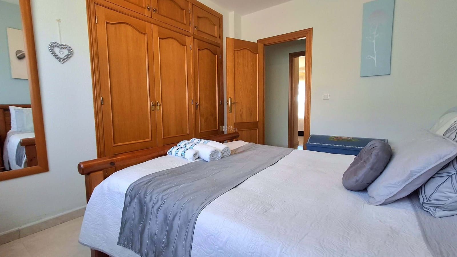 4 bedroom Villa for sale in Busot with pool garage - € 525,000 (Ref: 9685948)