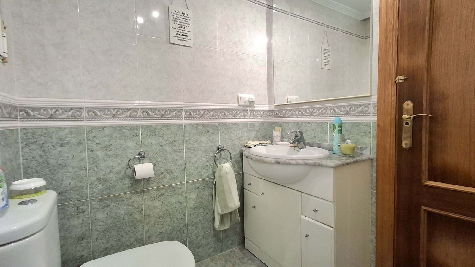 4 bedroom Villa for sale in Busot with pool garage - € 525,000 (Ref: 9685948)