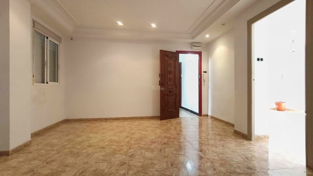 3 sovrum Lägenhet till salu i Elche / Elx - 145 000 € (Ref: 9688645)