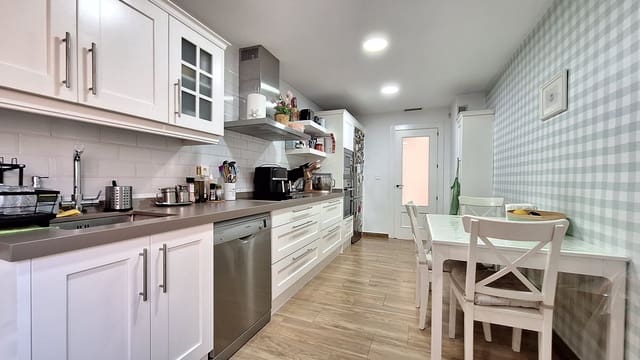 3 makuuhuone Huoneisto myytävänä paikassa Molina de Segura mukana 
autotalli - 200 000 € (Ref: 9688646)