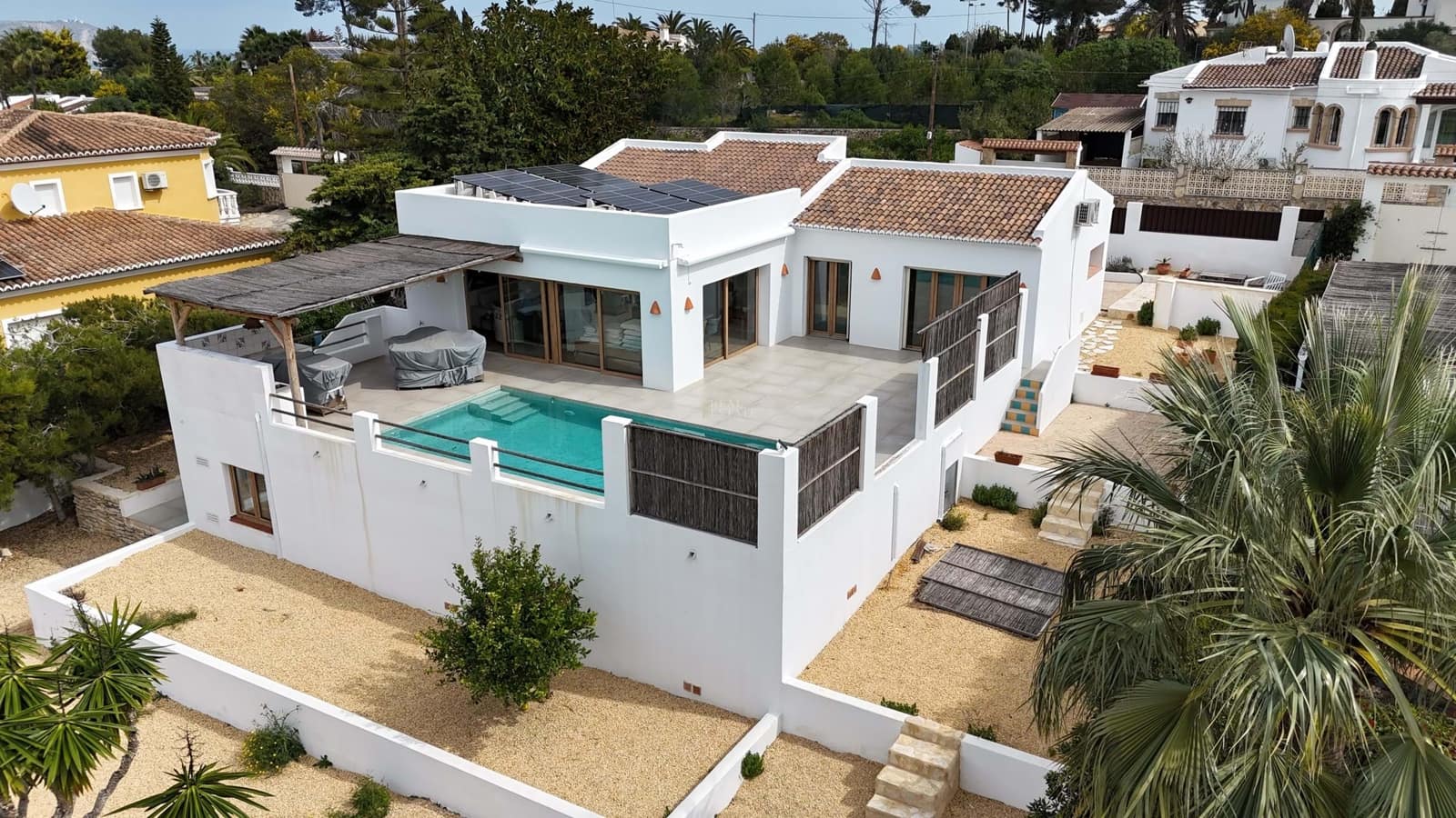 3 bedroom Villa for sale in Javea / Xabia with pool - € 840,000 (Ref: 9700183)
