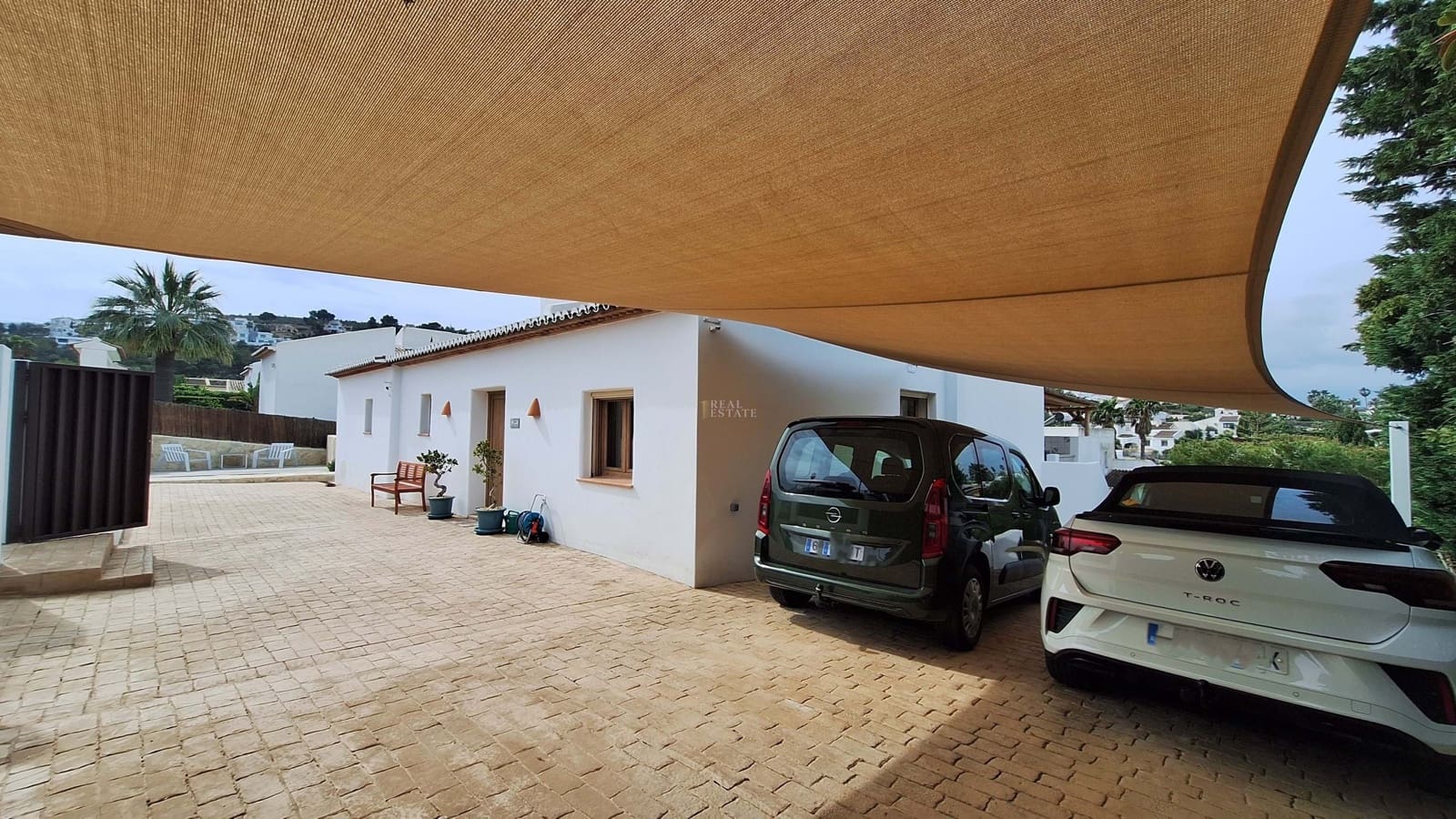 3 bedroom Villa for sale in Javea / Xabia with pool - € 840,000 (Ref: 9700183)