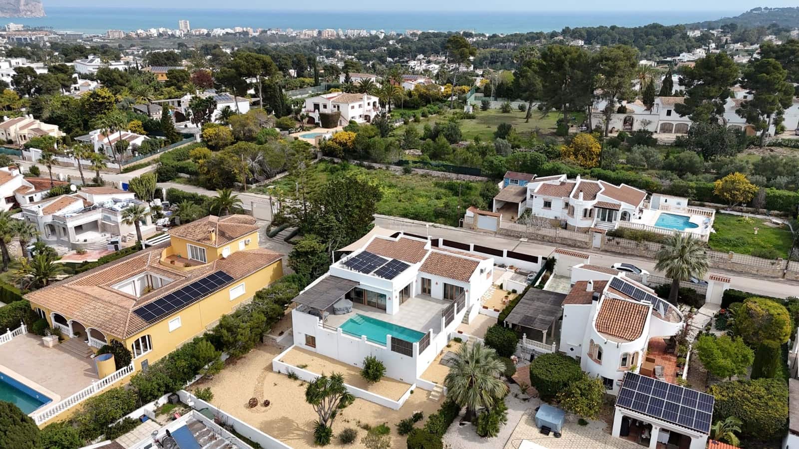 3 bedroom Villa for sale in Javea / Xabia with pool - € 840,000 (Ref: 9700183)