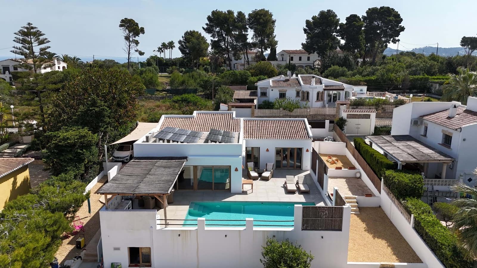 Chalet de 3 habitaciones en Javea / Xàbia en venta con piscina - 840.000 € (Ref: 9700183)