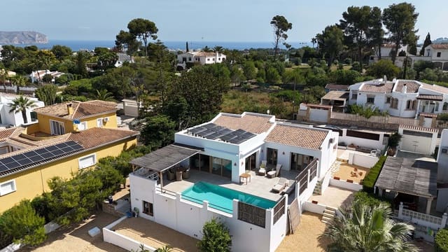3 sovrum Villa till salu i Javea / Xàbia med pool - 840 000 € (Ref: 9700183)
