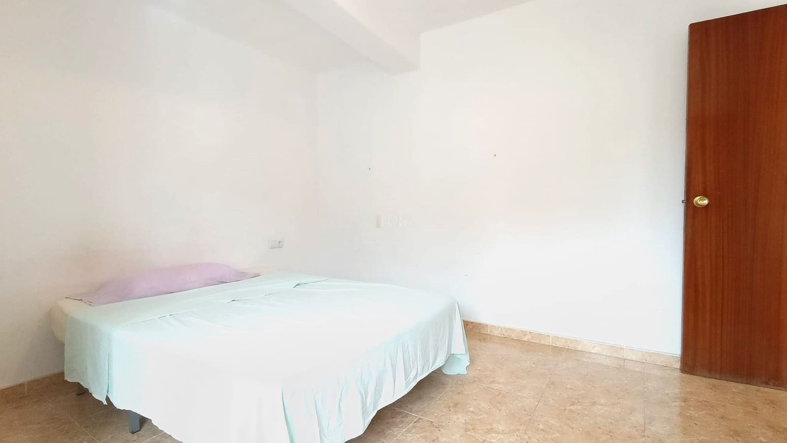 3 bedroom Apartment for sale in Santa Pola - € 130,000 (Ref: 9722700)