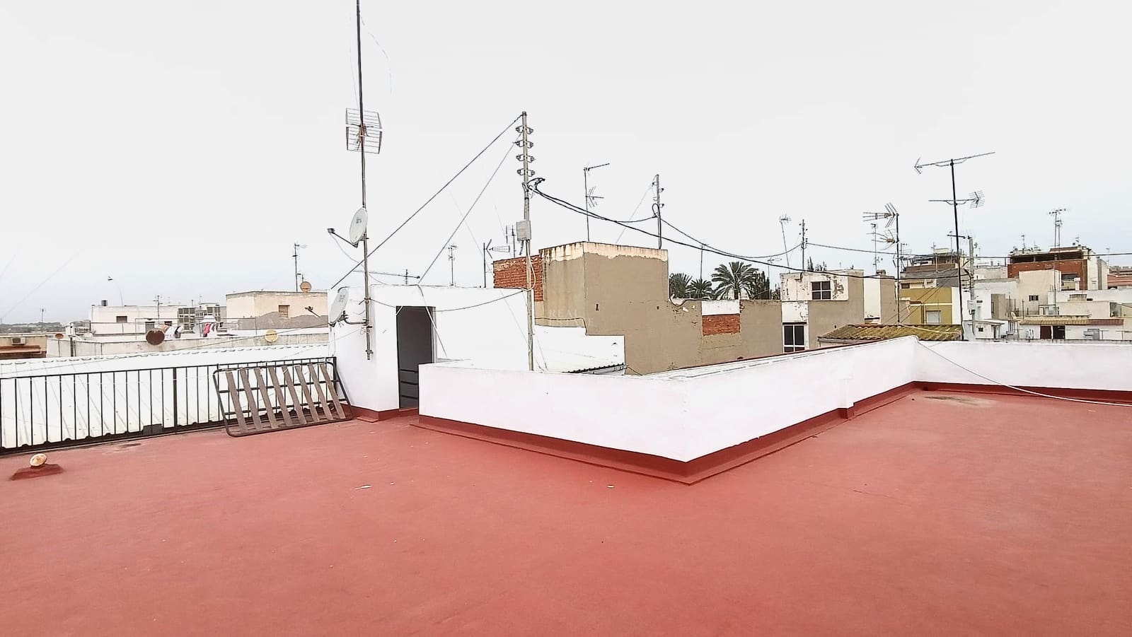 3 bedroom Apartment for sale in Santa Pola - € 130,000 (Ref: 9722700)