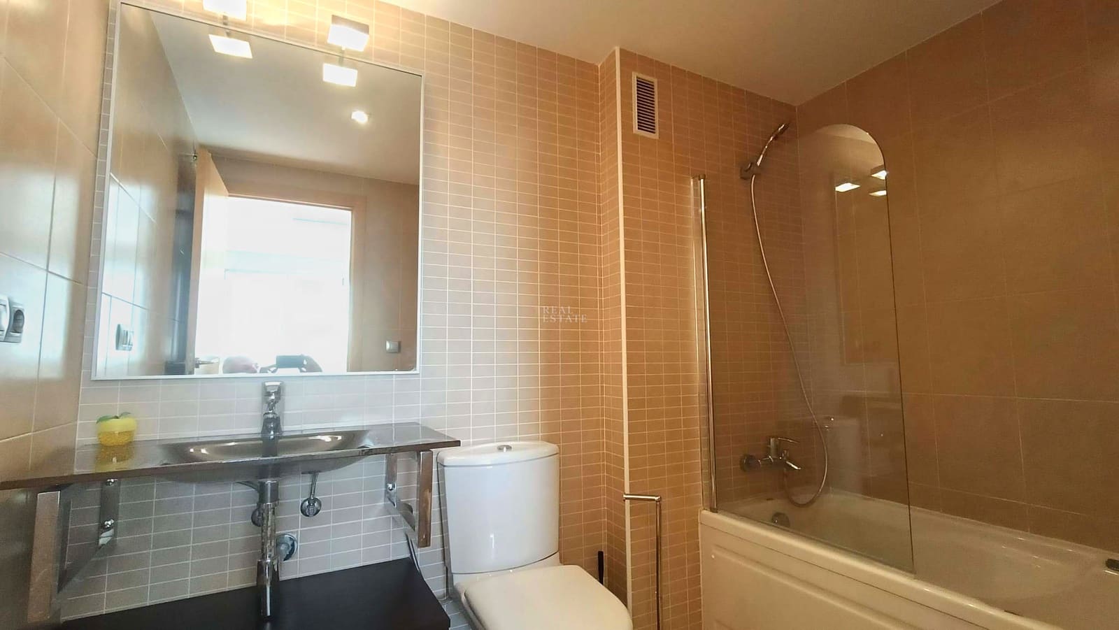 3 sovrum Lägenhet till salu i Elche / Elx med garage - 275 000 € (Ref: 9731166)