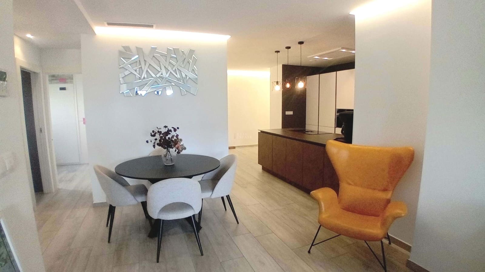 3 soverom Leilighet til salgs i Elche / Elx med svømmebasseng garasje - € 355 000 (Ref: 9734103)