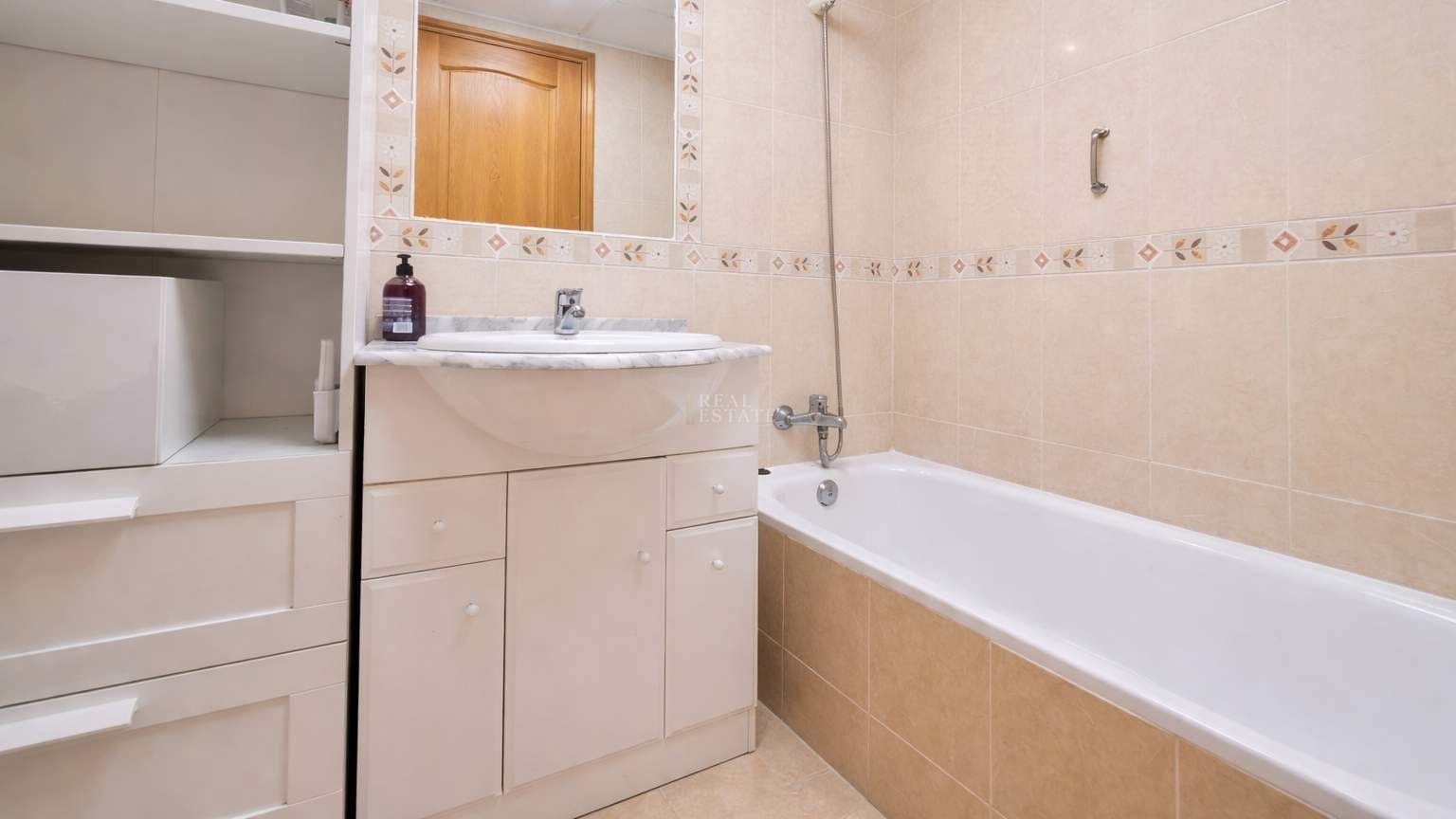 2 sovrum Lägenhet till salu i Mar de Cristal med pool garage - 189 000 € (Ref: 9734104)