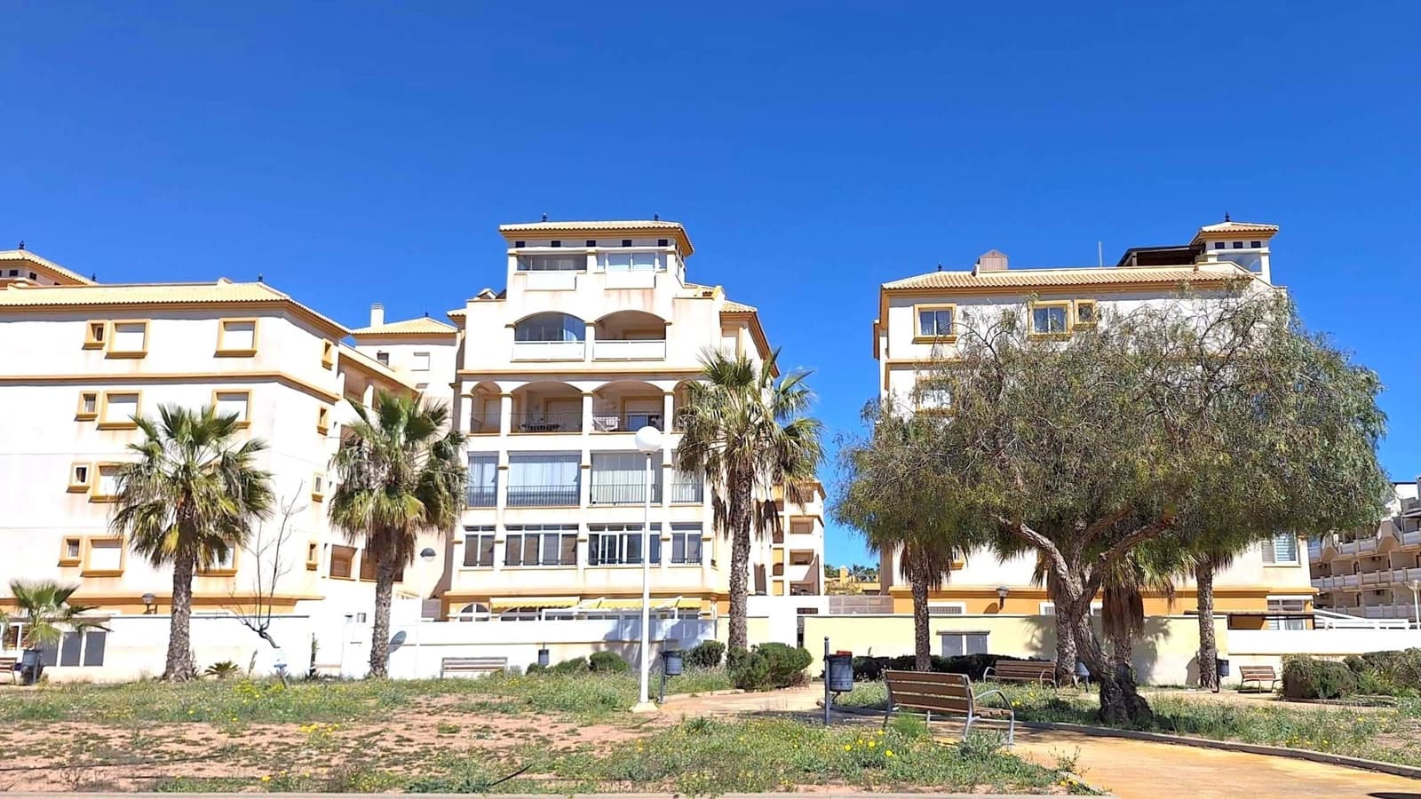 2 sovrum Lägenhet till salu i Mar de Cristal med pool garage - 189 000 € (Ref: 9734104)