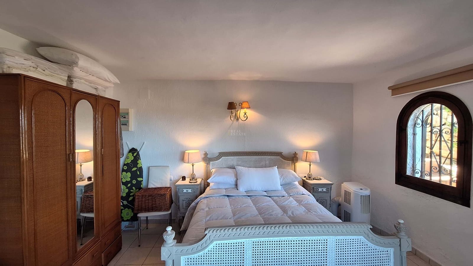 4 soveværelse Villa til salg i Denia med swimmingpool - € 625.000 (Ref: 9735047)